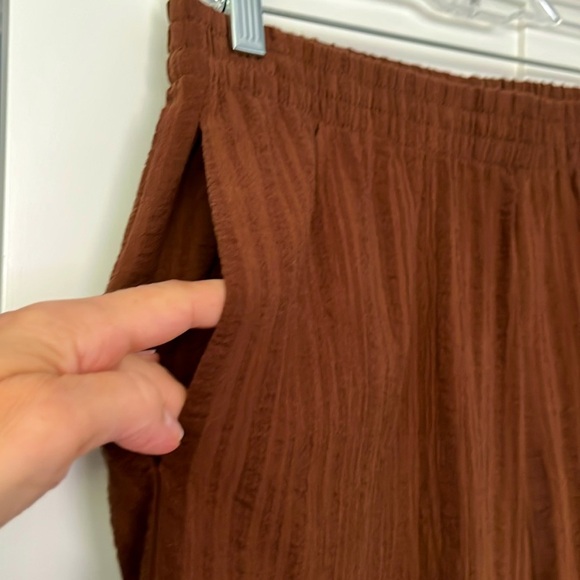 NWT Rhythm. Amalfi Cargo Wide Leg Cotton Chocolate Brown Elastic Pants 6 - Picture 5 of 10